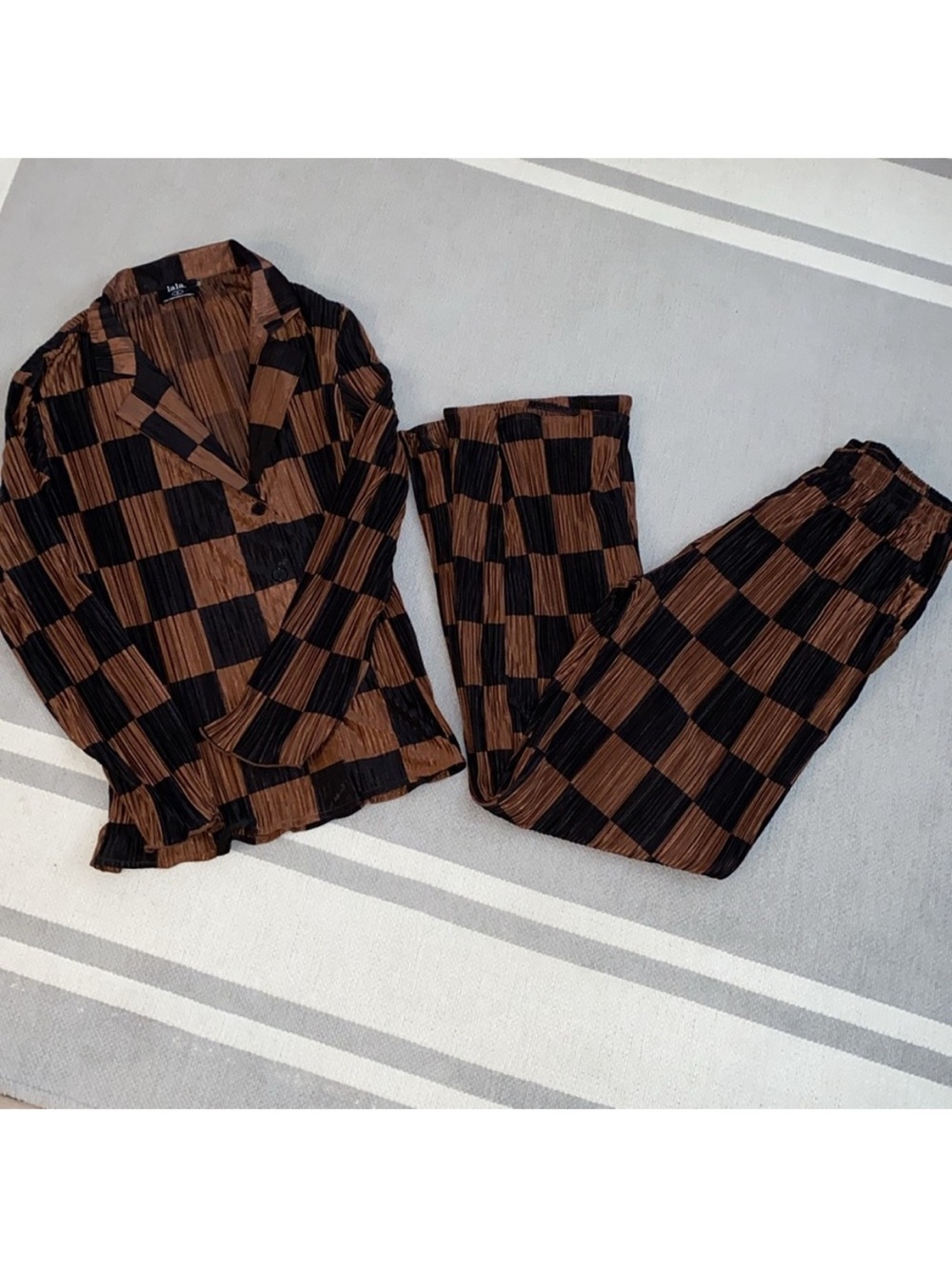 NEW SOLD OUT SIZE M ✨ Dressed in LALA Black and Mocha Checkerboard Set - Picture 5 of 7